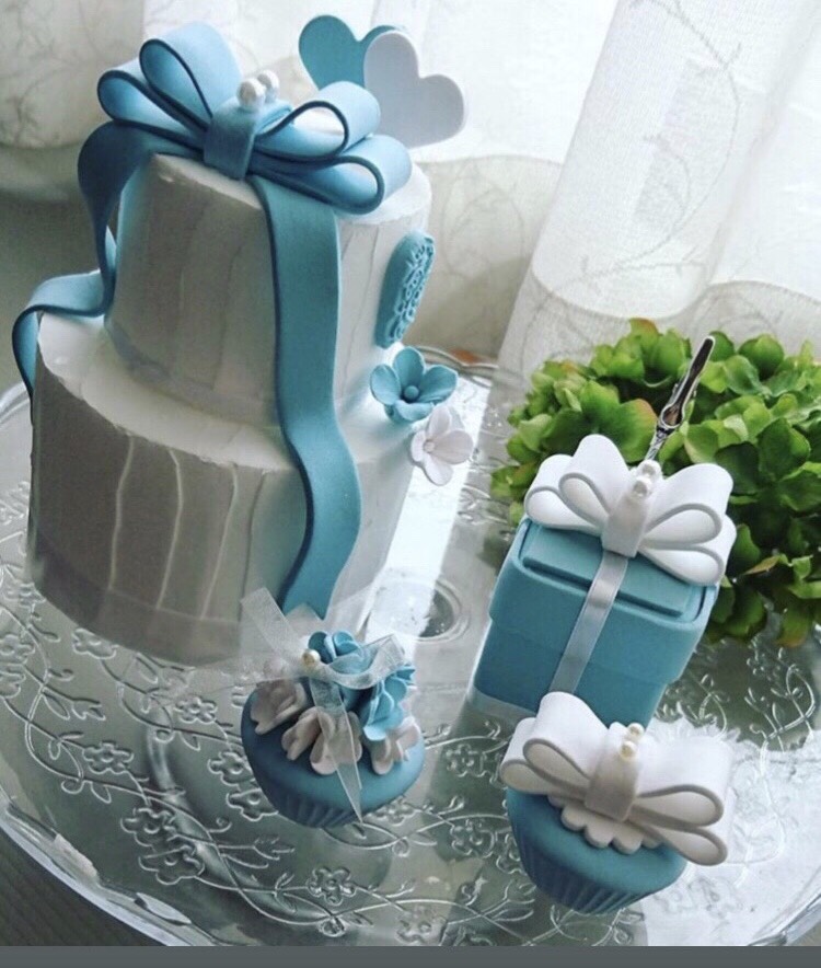 ブルーのクレイケーキセット