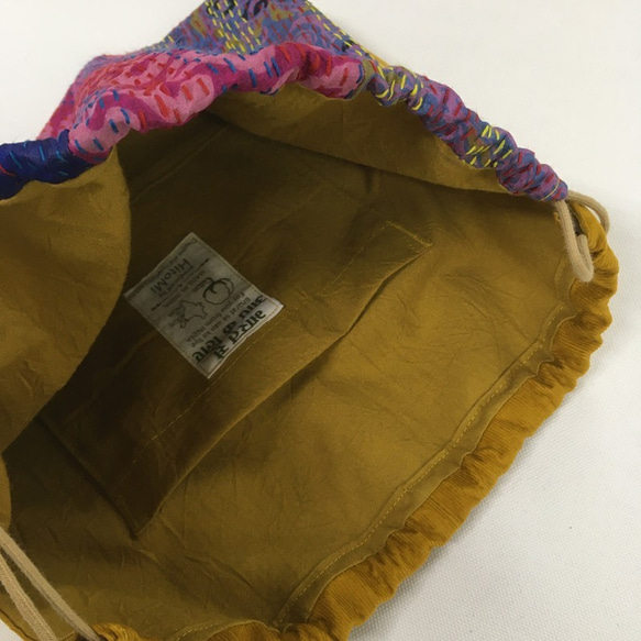 巾着バッグ ヴィンテージカンタ刺繍 パッチワーク　/コーデュロイターメリック 6枚目の画像