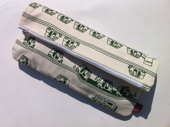 クラッチにもなるポーチ　インドなオートリクシャ柄 グリーン 3枚目の画像