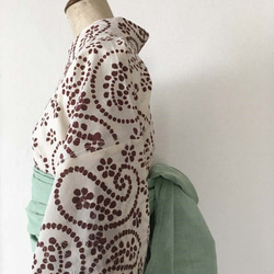 楽々二部式浴衣  白地ｘ茶色ペーズリー柄 3枚目の画像