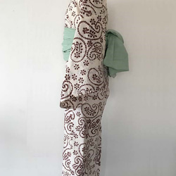 楽々二部式浴衣  白地ｘ茶色ペーズリー柄 6枚目の画像