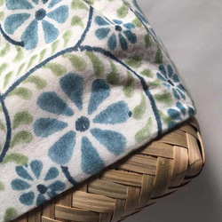 かご巾着 インドブロックプリント ブルーの花 5枚目の画像