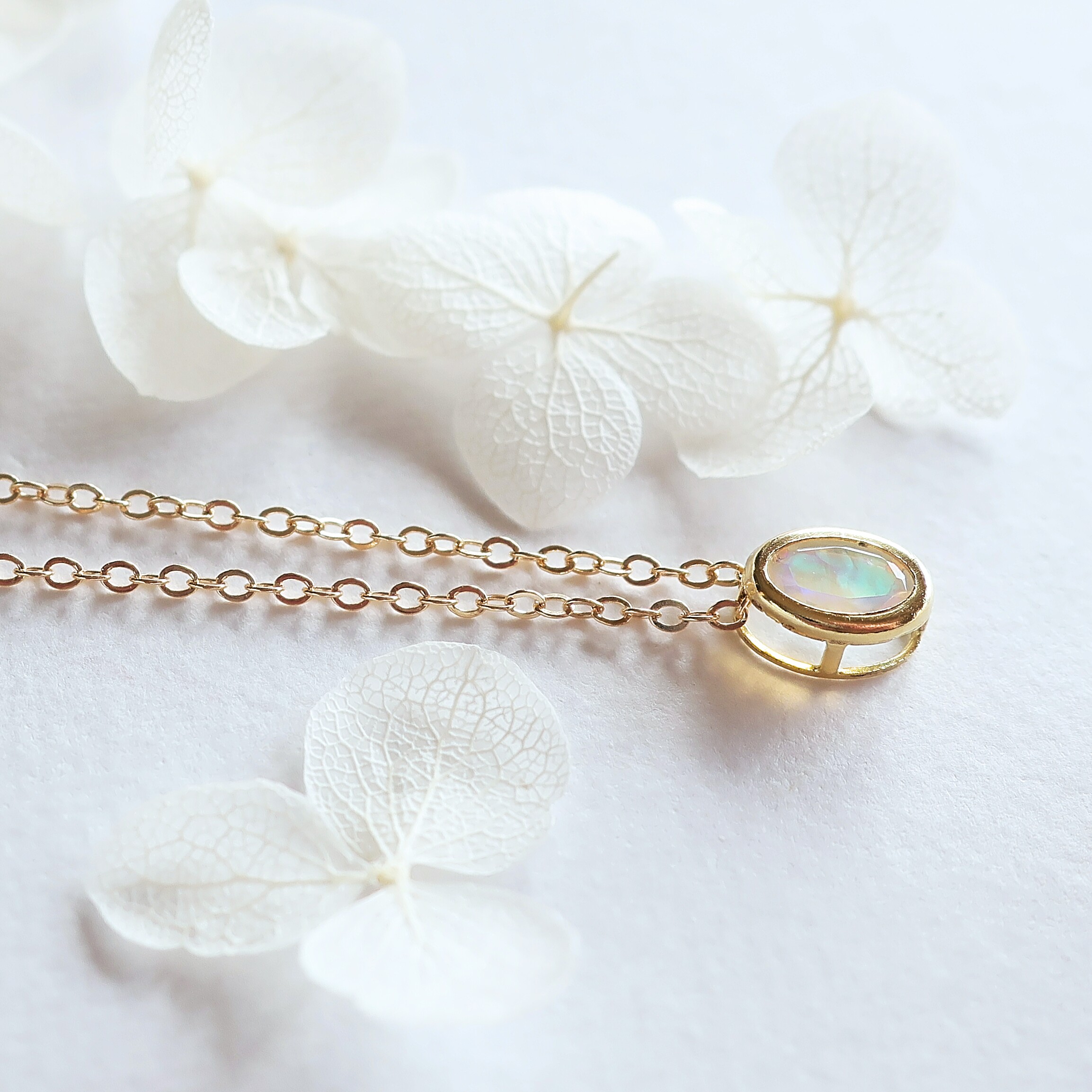 ◆14kgfネックレス～6×4mmエチオピア産プレシャスオパールAAAオーバルベセルセット【10月誕生石】