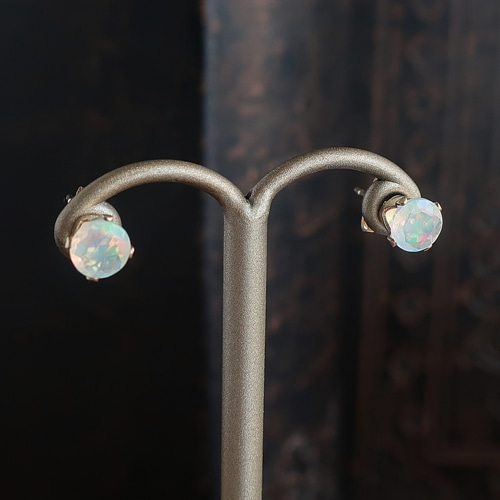 【0805】ピアス プレシャスオパール※超高品質 ジュエリー品質 高品質 プレシャス オパール × 14kgf の ピアス 10cm