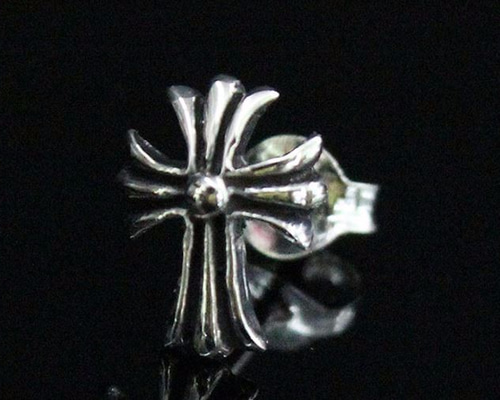 送料無料】クロムハーツ クロス シルバー925 ピアス ピアス（フープ