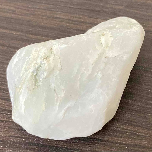 あわ貴石ギャラリーの美しい阿波白瑪瑙（アゲート）原石！ 天然石