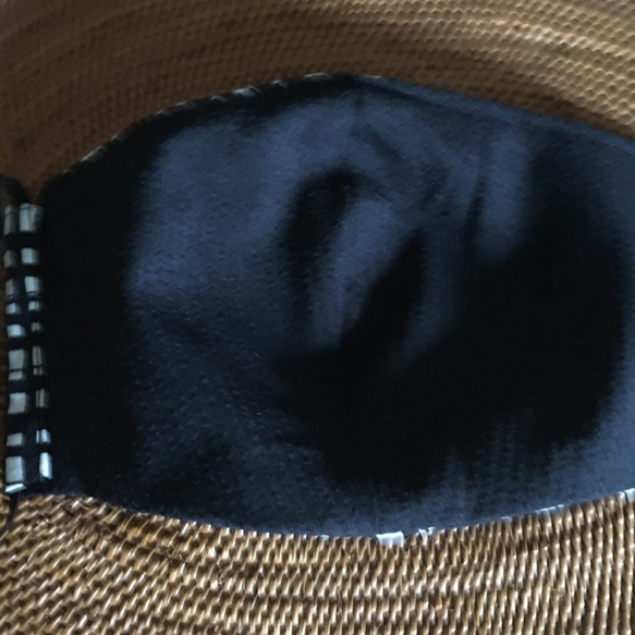 夏用立体マスク冷感生地使用　チェック柄柄布帛黒白Ｌ 2枚目の画像