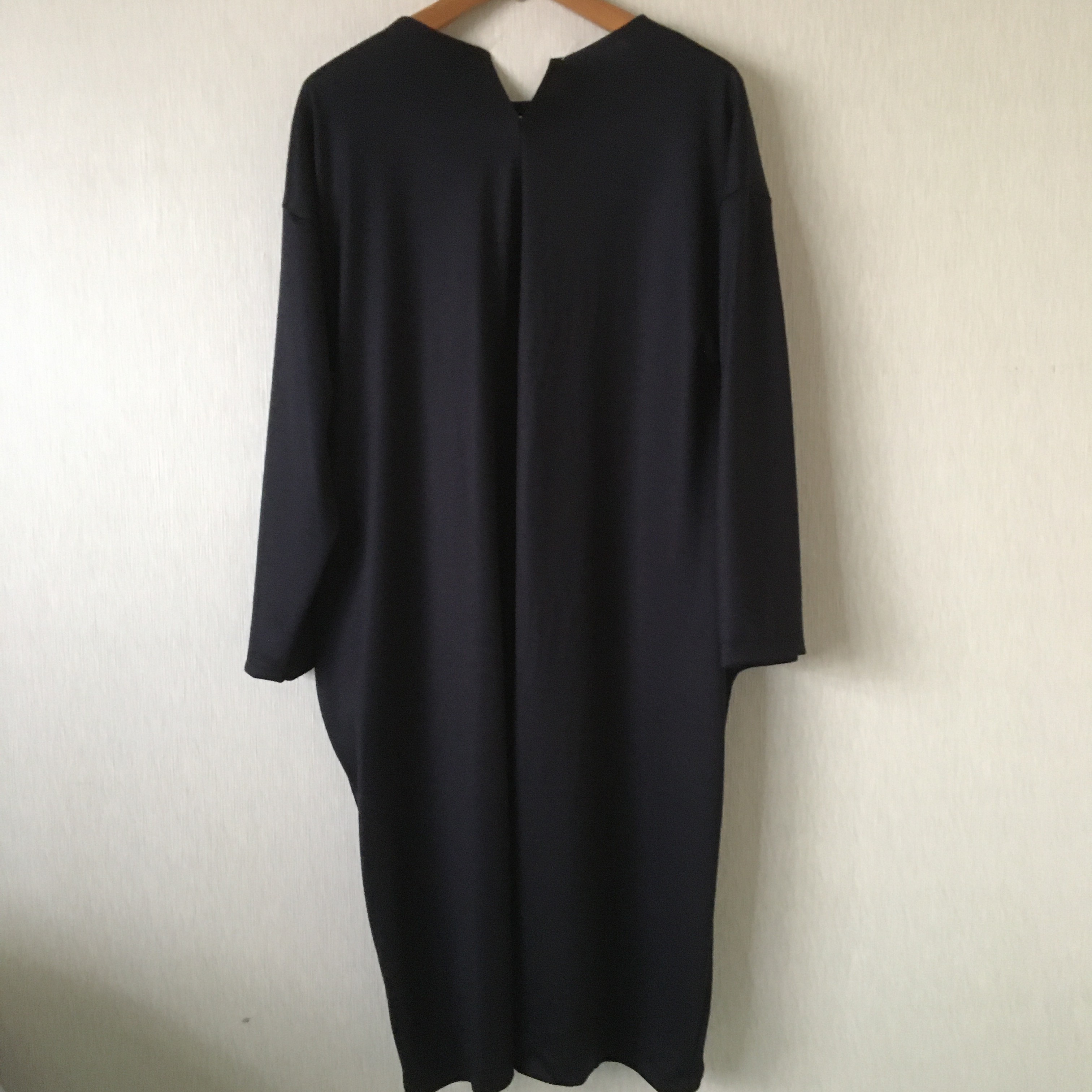 2ＷＡＹ襟スリット明きポケット遊びカットソーワンピース　濃紺Ｆ