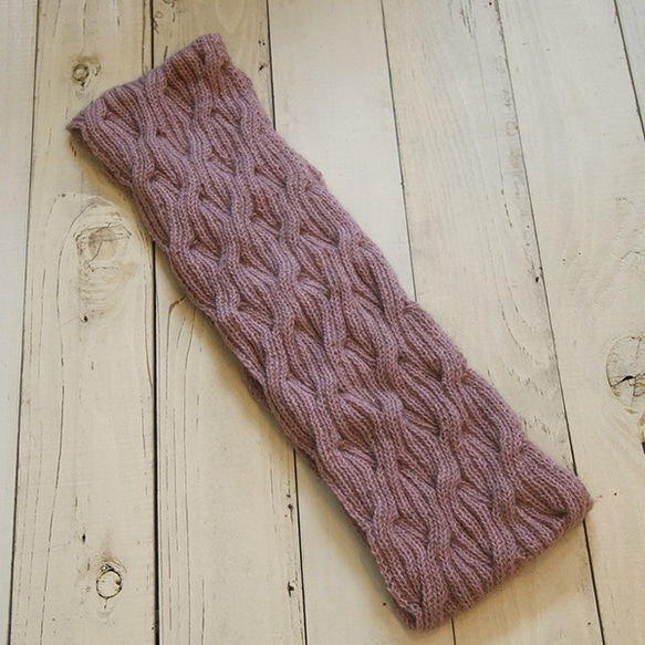 リバーシブルなわ編みのスヌード　ポッサム・メリノ・シルク毛糸　ピオニーピンク 4枚目の画像