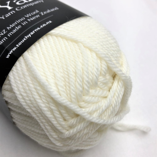 ニュージーランドメリノウール 並太8ply 単色Col.216 ナチュラル