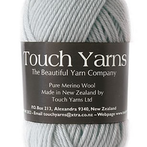 ニュージーランドメリノウール 並太8ply 単色Col.822 シルバーグレー