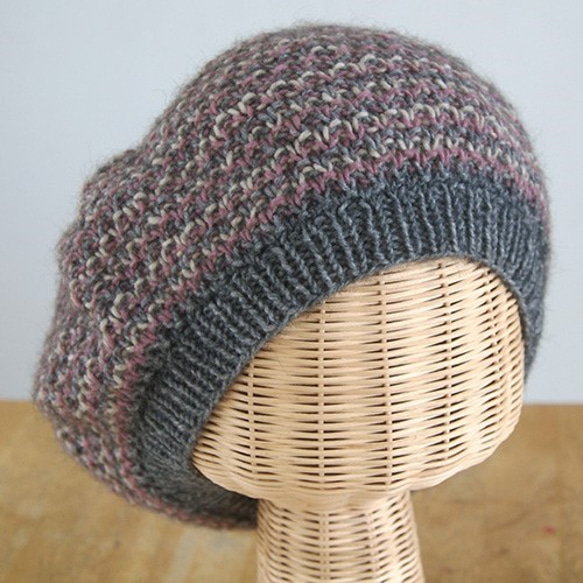 ★クリアランスセール★かのこ編みのベレー帽(ふんわりマッシュルーム型)　3色ストライプ 1枚目の画像
