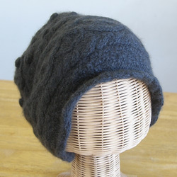 ★クリアランスセール★NZポッサム・メリノ・シルク　なわ編み帽（ラウンドボックス型）　チャコールグレー 1枚目の画像