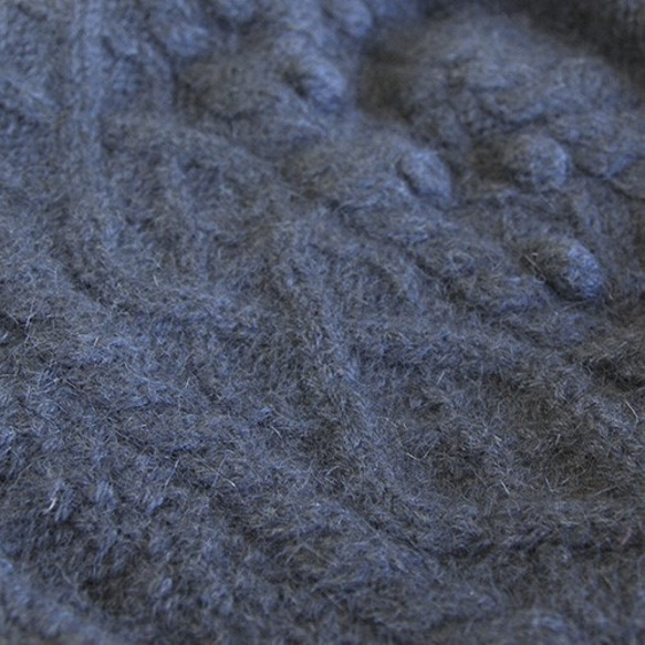 ★クリアランスセール★NZポッサム・メリノ・シルク　なわ編み帽（ラウンドボックス型）　チャコールグレー 4枚目の画像