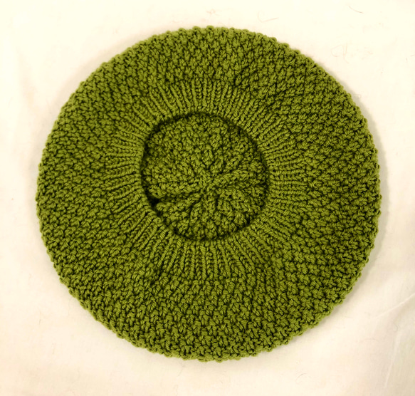 かのこ編みのベレー帽 　NZメリノ100％　グリーン 6枚目の画像