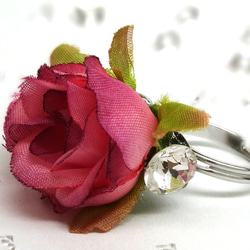 [全６色]造花バラとダイヤカットスワロフスキーのリング（アンティークピンク） 1枚目の画像