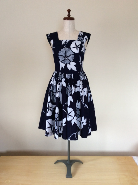 浴衣地のワンピース&ボレロ  朝顔の柄(紺地) 6枚目の画像