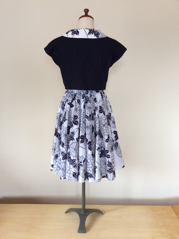 浴衣地のワンピース&ボレロ  牡丹と菊柄 6枚目の画像