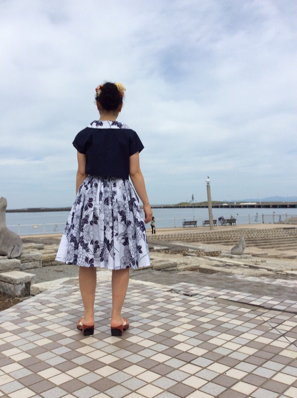 浴衣地のワンピース&ボレロ  牡丹と菊柄 4枚目の画像