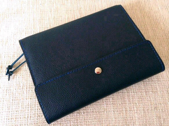ハンドメイド☆牛革手帳カバー ネイビー B6サイズ - 大得価通販