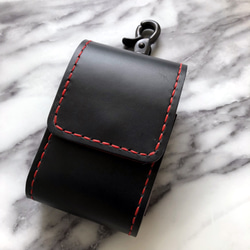 ヌメ革 ブラック×レッド ナスカン カラビナフック付き グローケース