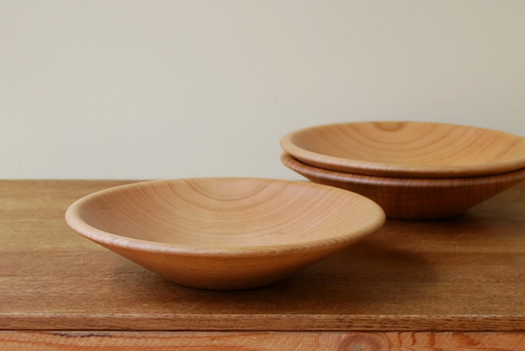 ベリー皿　木の器　直径24ｃｍ　(材　さくら) 5枚目の画像
