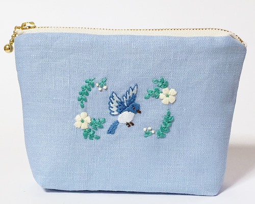 なっきです♪草花のリース刺繍　ペタンコポーチ　ハンドメイド なっきです♪草花のリース刺繍 ペタンコポーチ ハンドメイド CSK542405