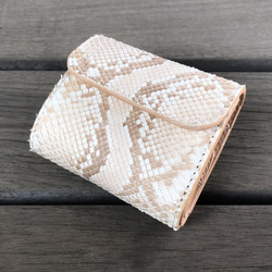 コンパクトミニウォレット ダイヤモンドパイソン&イタリアンレザー、生成りのヌメ革使用 日本製ハンドメイド 4枚目の画像