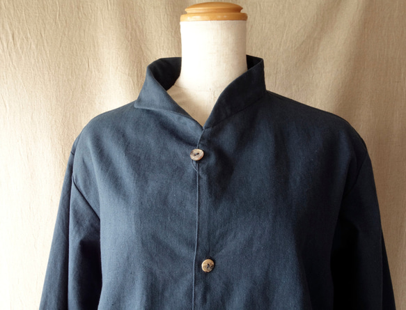 亞麻混紡棉質不對稱彩色襯衫夾克（藏青色） 第6張的照片