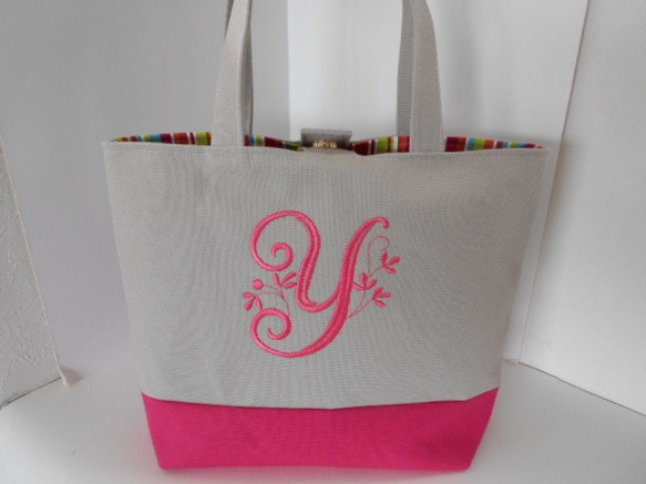 選べるヴィンテージイニシャル刺繍の帆布のトートバッグ　ピンク 6枚目の画像