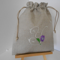 リネンの選べるお花のイニシャル刺繍巾着ポーチ　　 大　デイジー 3枚目の画像
