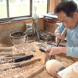欅　箸洗　朱帯唐草　sr-037 上質な欅・水目桜を使用した高級割烹漆器です。 2枚目の画像
