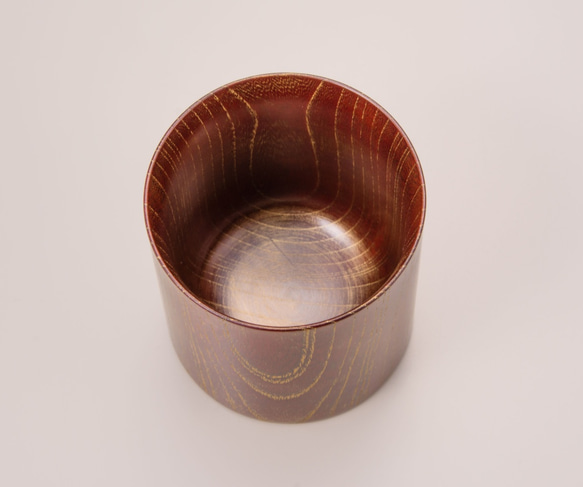 ゴールド（本金）を施した欅の漆塗マグカップです。 Keyaki Mug　Cup レッド/Gold　SX-0599 3枚目の画像