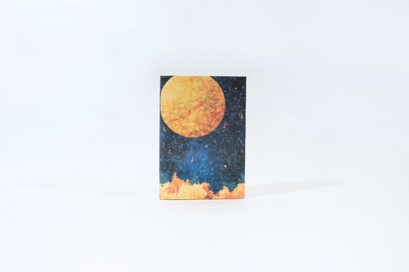 夜空和滿月的書的封面（精裝本） 第3張的照片