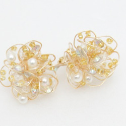 寶石六角GOLD耳環(Ｍ尺寸） 第3張的照片