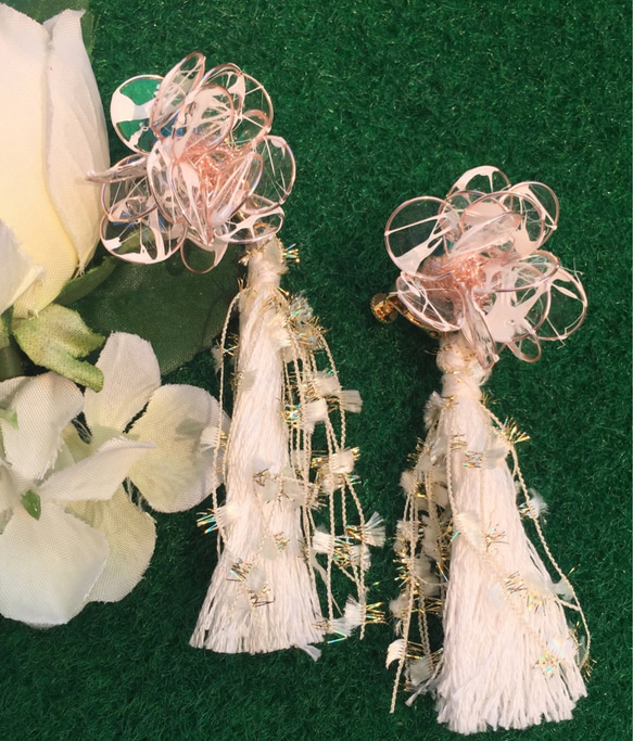 夢網花流蘇耳環white 第1張的照片