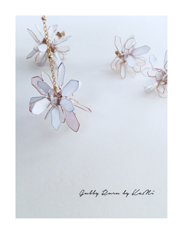 Funk Crystal 放克水晶垂墜金鍊耳環/耳針/樹脂(一對)可單賣 第1張的照片