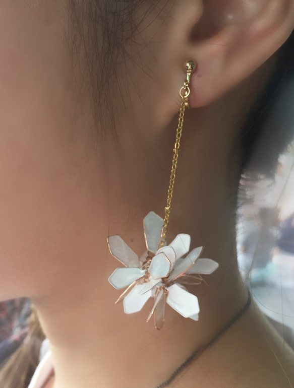 Funk Crystal 放克水晶垂墜金鍊耳環/耳針/樹脂(一對)可單賣 第3張的照片