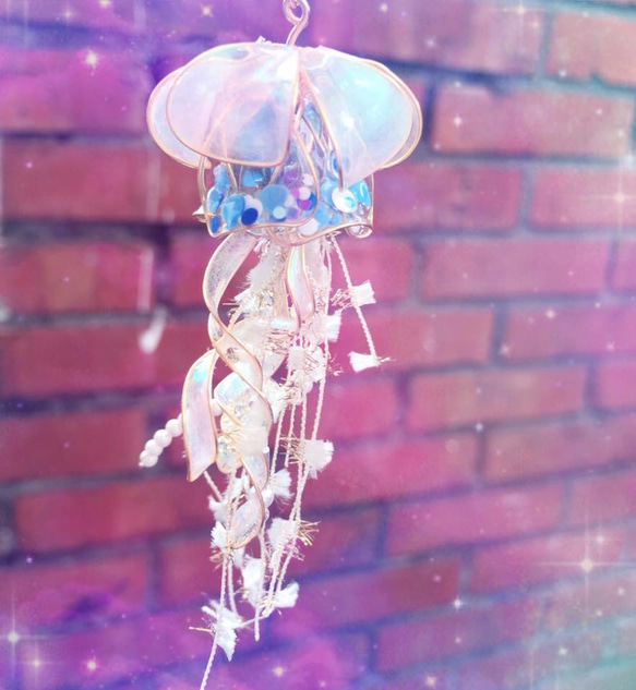 OceanAlien海洋外星人/水母垂墜耳環r⭐︎耳環/耳針/耳夾/樹脂（藍）(單顆) 第1張的照片