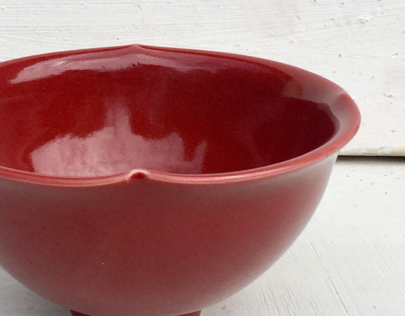 益子焼・茶器 深紅釉輪花茶碗 2枚目の画像