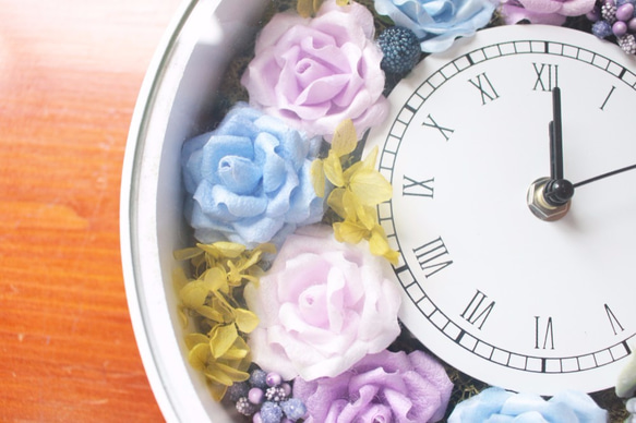花時計・置時計・丸時計・ドライフラワー cocoon flower clock 母の日ギフト 2枚目の画像