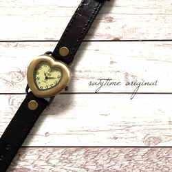 夏のレザーウォッチ　赤　レッド　腕時計 メンズ レディース シンプル ギフト 人気 プレゼント 時計 2枚目の画像