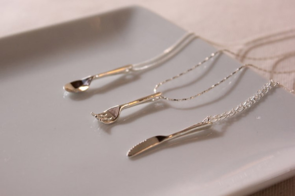 small & big カトラリーペンダント「ナイフ」 5枚目の画像