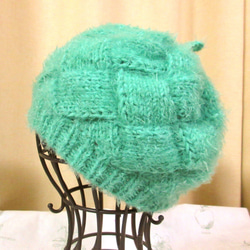 網代編み翡翠色ふわもこニットベレー帽 1枚目の画像