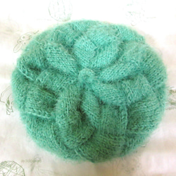 網代編み翡翠色ふわもこニットベレー帽 2枚目の画像