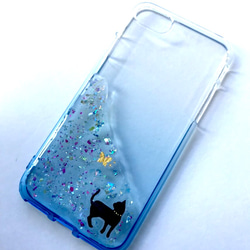 猫と蝶 グラデーションiPhoneケース スマホケース ブルー 1枚目の画像
