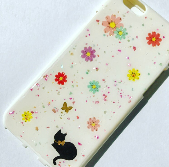 猫とお花 キラキラiPhoneケース スマホケース  ねこ 1枚目の画像
