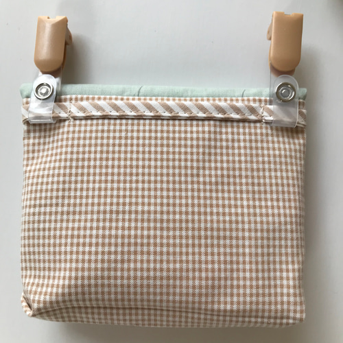 NO10 ナチュラルフラワーの移動ポケット☆女の子☆ベージュチェック