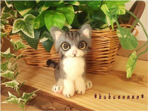 羊毛フェルト ダラダラ招き猫にゃんこ サバトラ猫ちゃん 猫