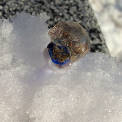 スマホピアス ORGONITE クリスタル 2枚目の画像